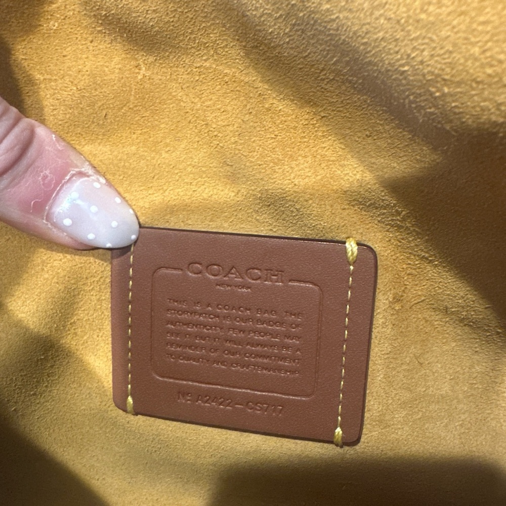 Coach Cream and Black Crossbody Bag with Gold C-Clasp - Picture 6 of 8